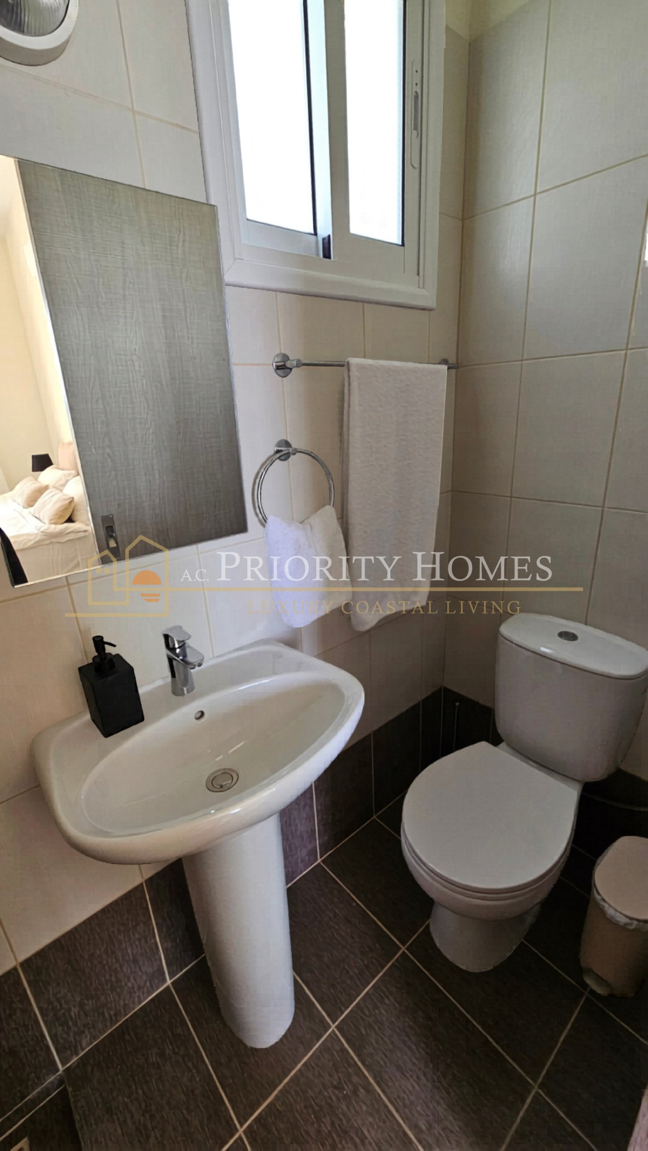 Three-Bedroom Mediterranean Villas in Pegeia – St George
