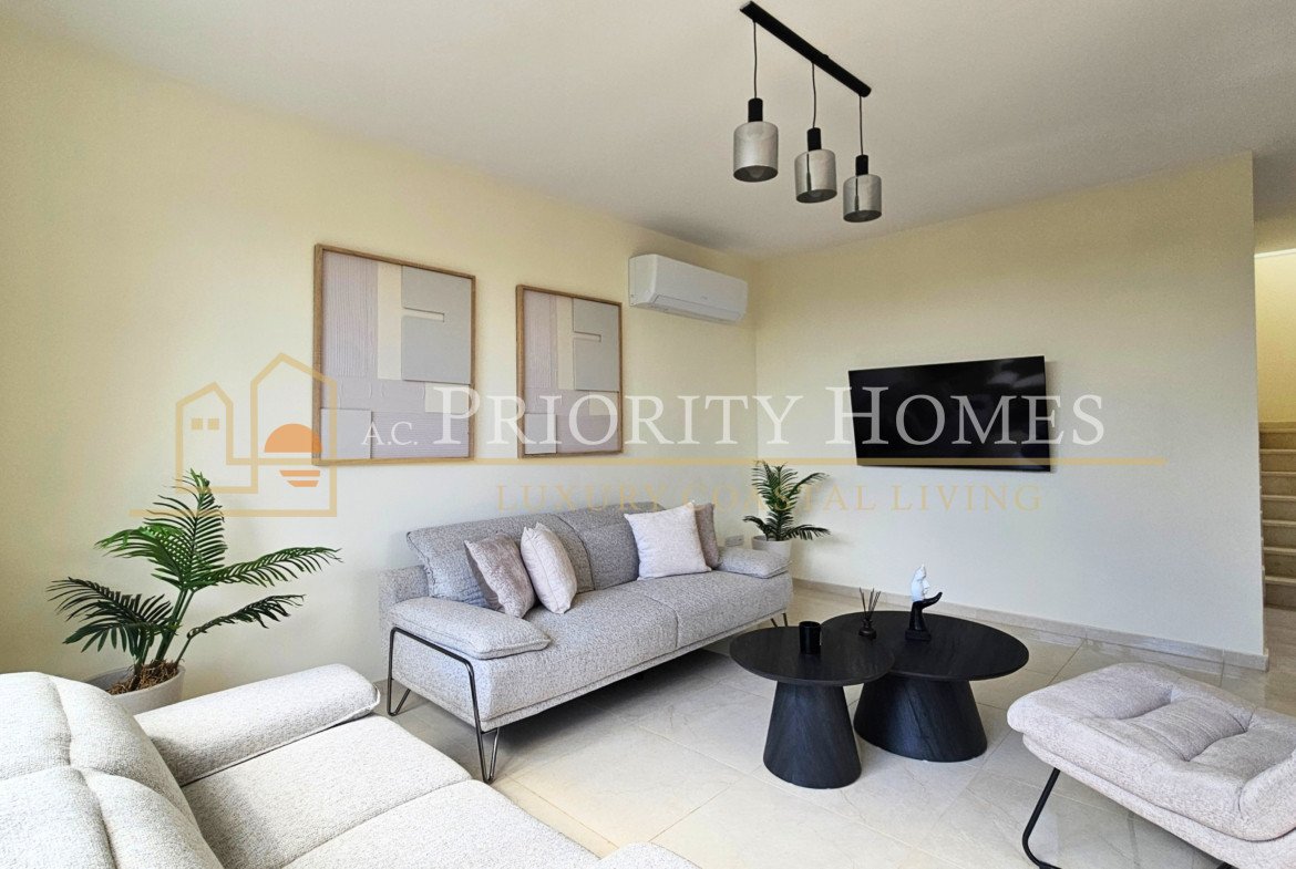 Three-Bedroom Mediterranean Villas in Pegeia – St George