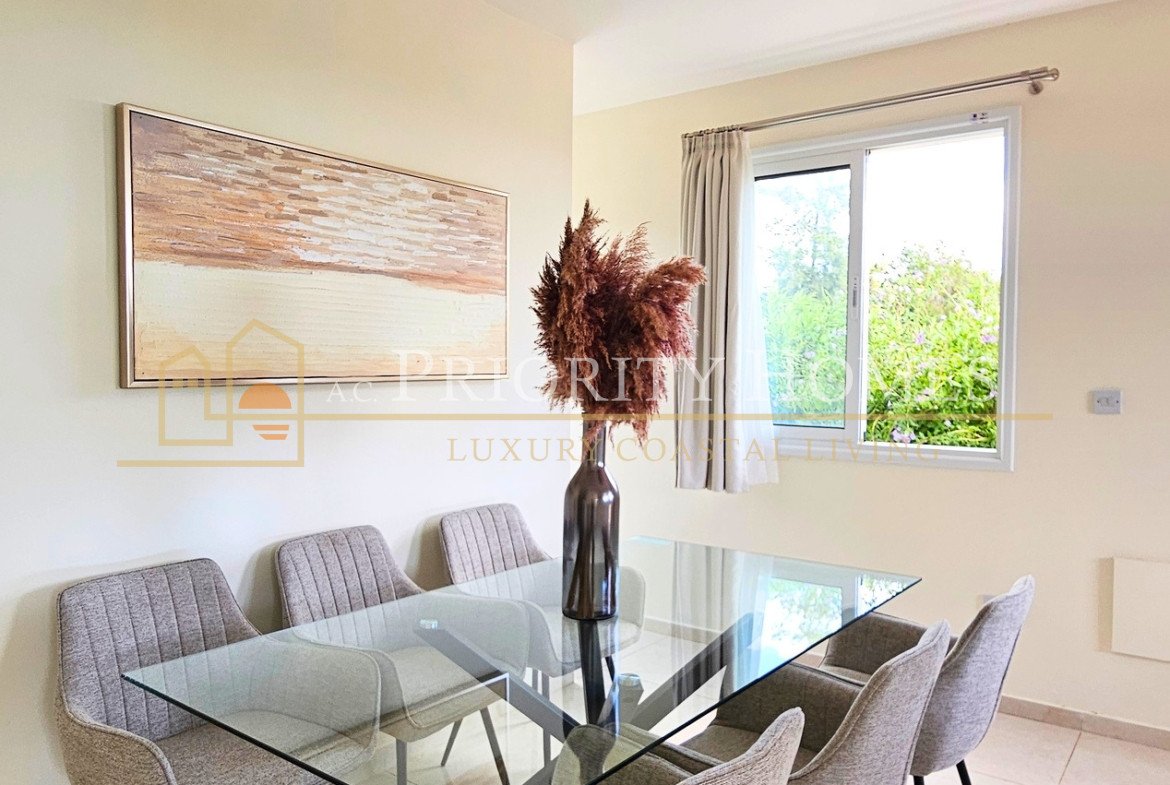 Three-Bedroom Mediterranean Villas in Pegeia – St George