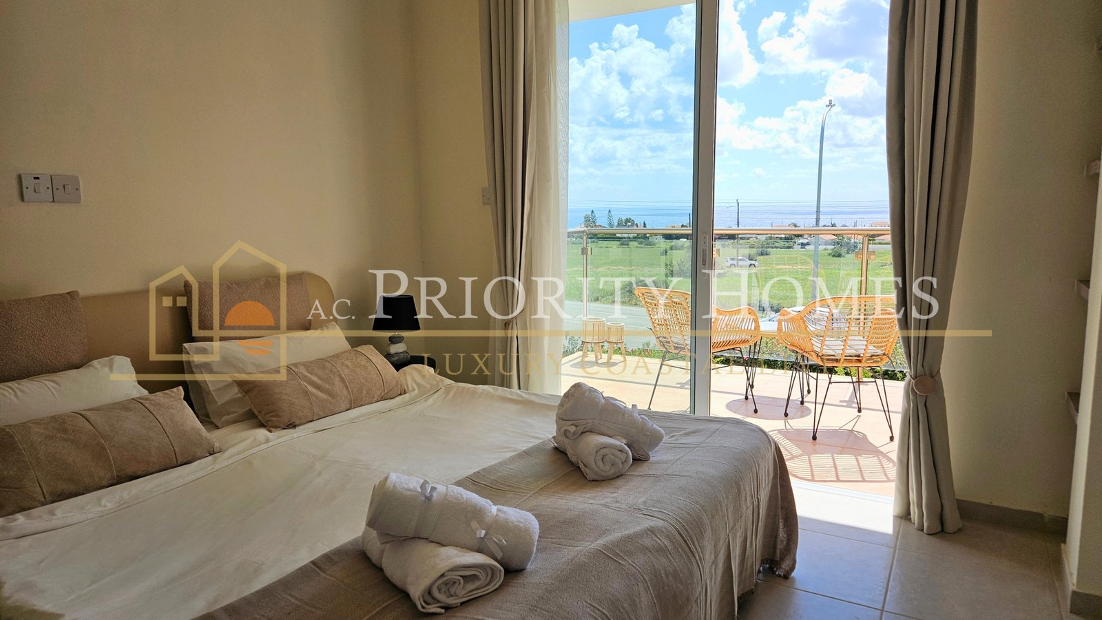 Three-Bedroom Mediterranean Villas in Pegeia – St George