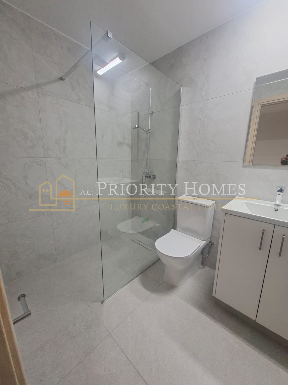 For Sale Townhouse in Kato Paphos