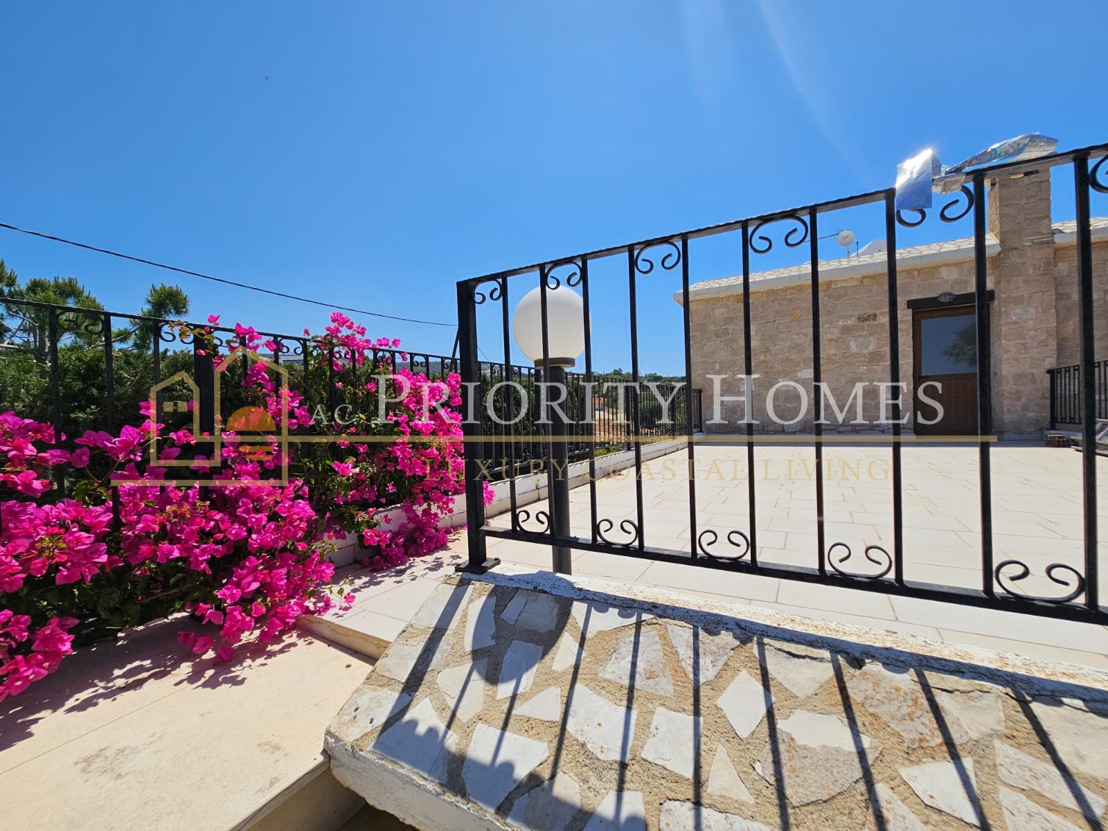Three‑Bedroom Sea‑View Villa in St. Georges, Pegeia