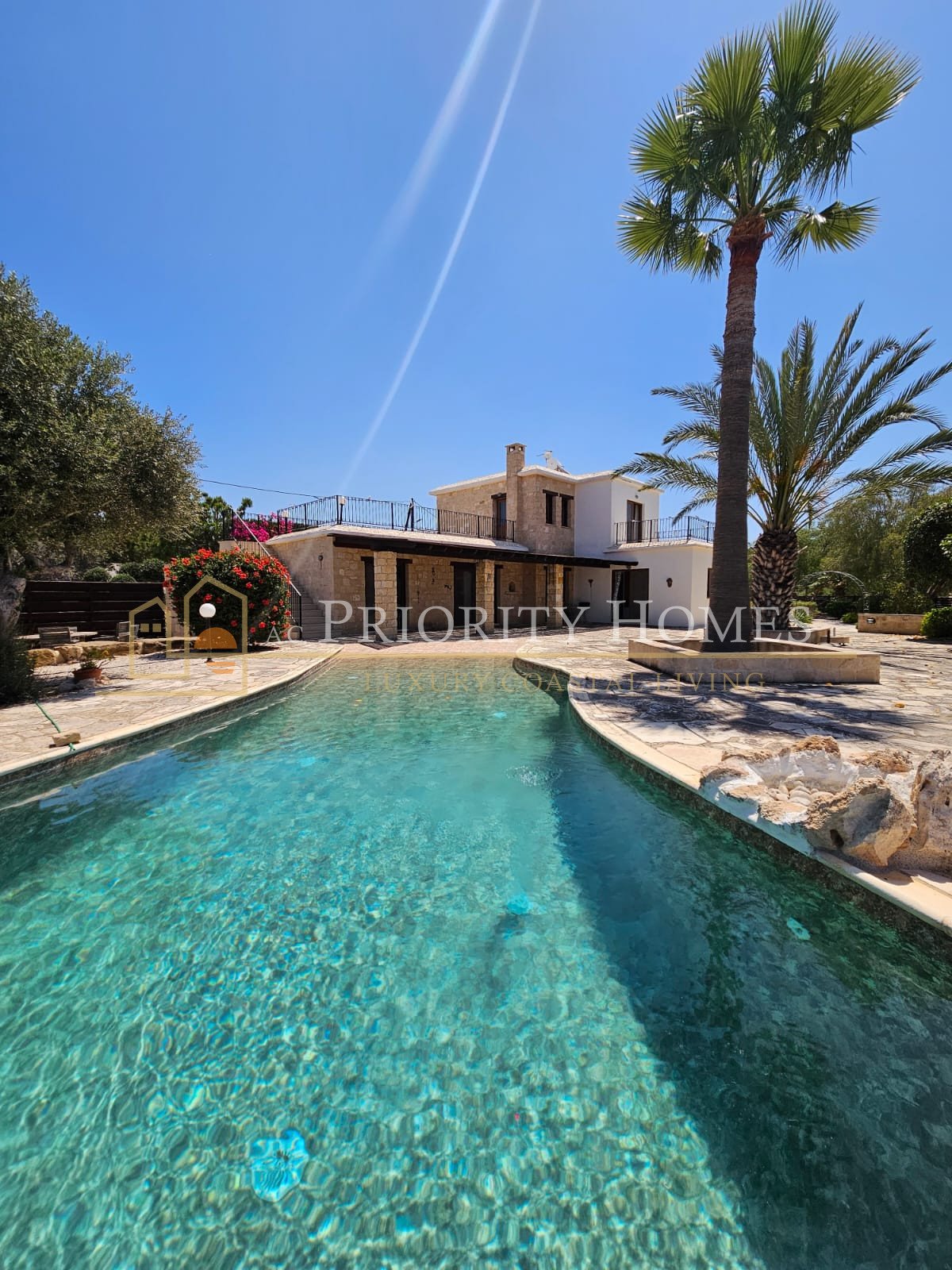 Three‑Bedroom Sea‑View Villa in St. Georges, Pegeia