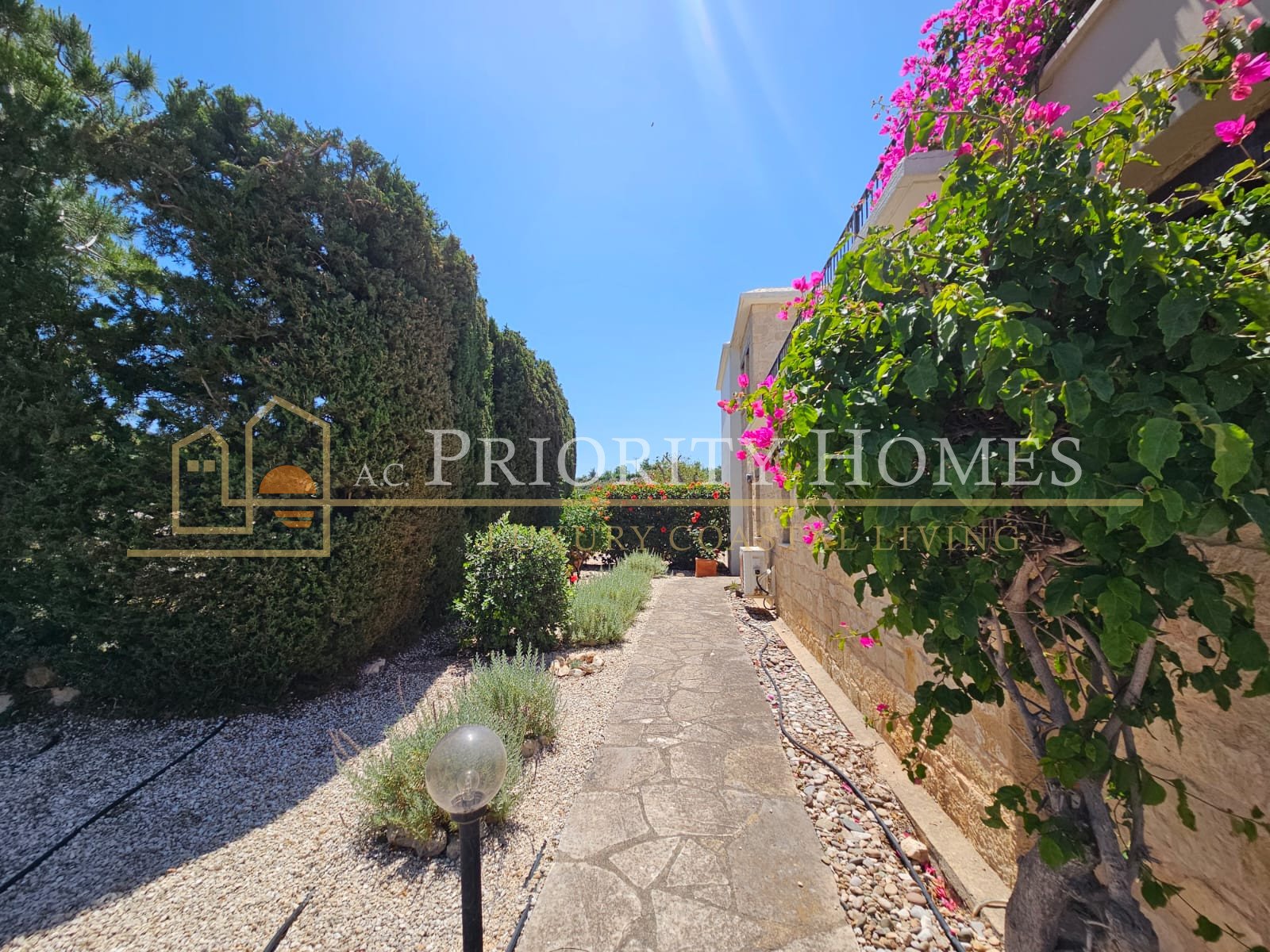 Three‑Bedroom Sea‑View Villa in St. Georges, Pegeia