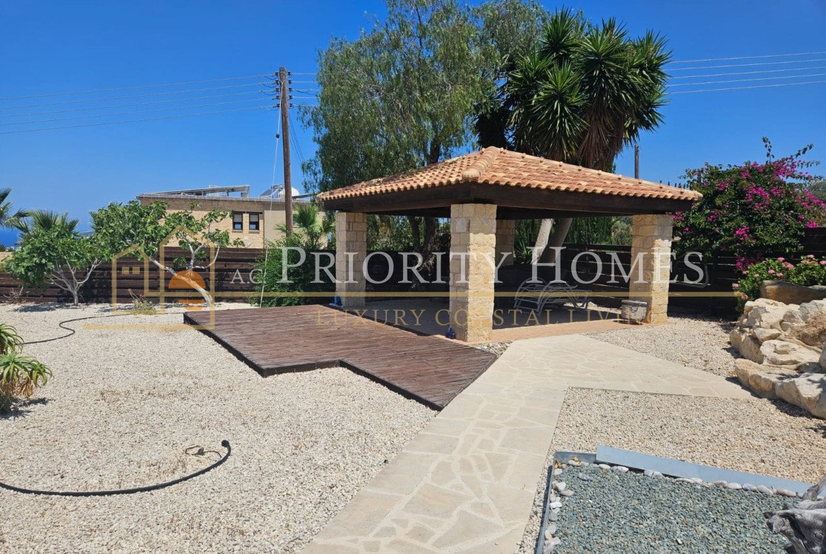 Three‑Bedroom Sea‑View Villa in St. Georges, Pegeia