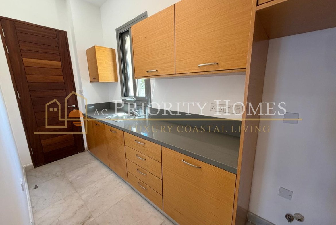 Exceptional Elevated Sea-View Villa with Uninterrupted Privacy in Chloraka