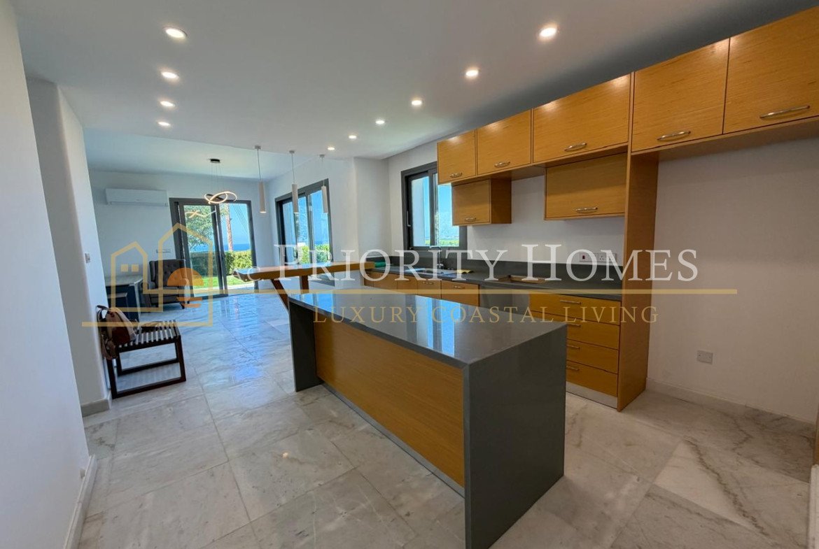 Exceptional Elevated Sea-View Villa with Uninterrupted Privacy in Chloraka