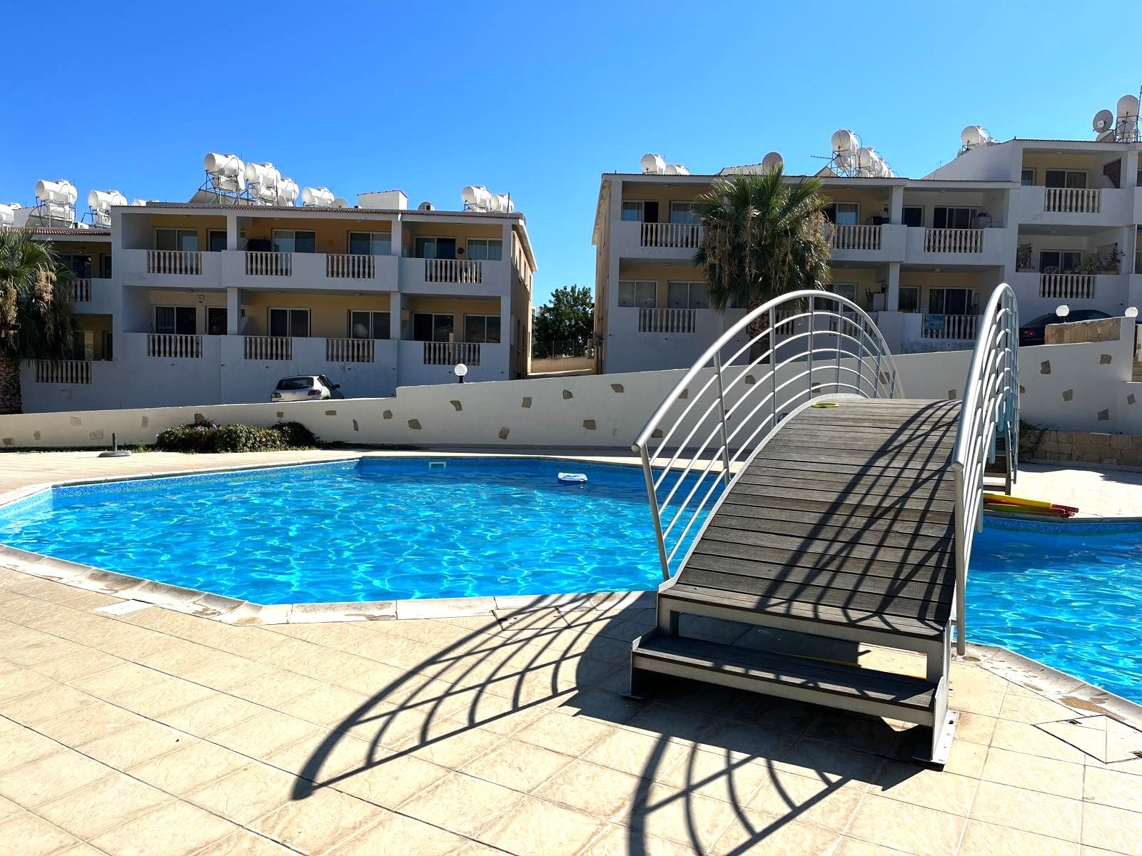 For Rent Two-Bedroom Corner Apartment in Pegeia