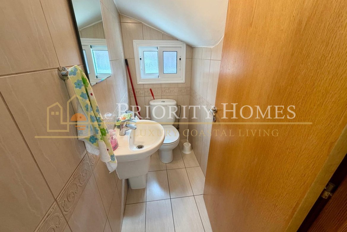 Beautiful Three Bedroom Villa with Private Pool, Stunning Sea Views & Exceptional Privacy in Tala Area of Paphos