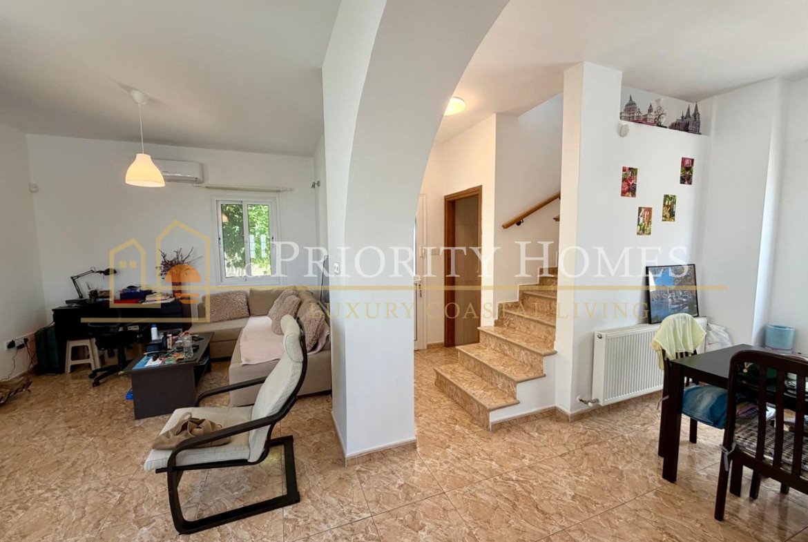 Beautiful Three Bedroom Villa with Private Pool, Stunning Sea Views & Exceptional Privacy in Tala Area of Paphos