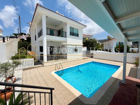 Beautiful Three Bedroom Villa with Private Pool, Stunning Sea Views & Exceptional Privacy in Tala Area of Paphos