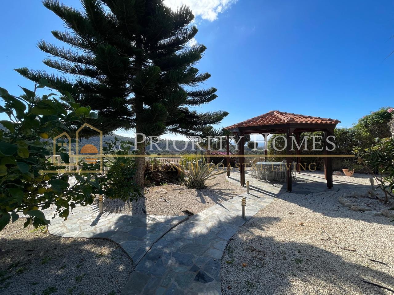 Stunning Three-Bedroom Sea View Villa in Pegeia