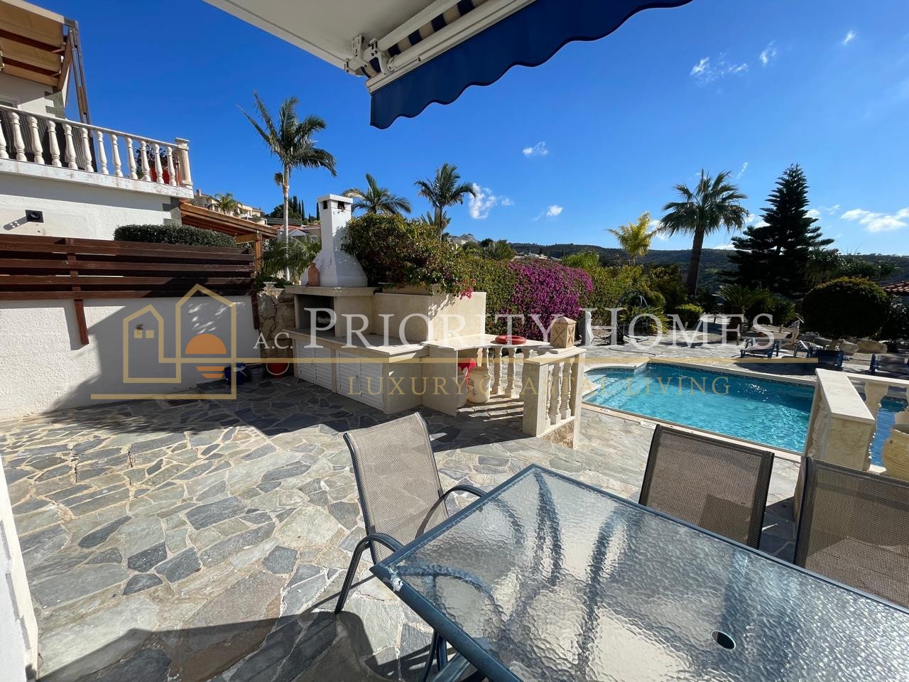 Stunning Three-Bedroom Sea View Villa in Pegeia