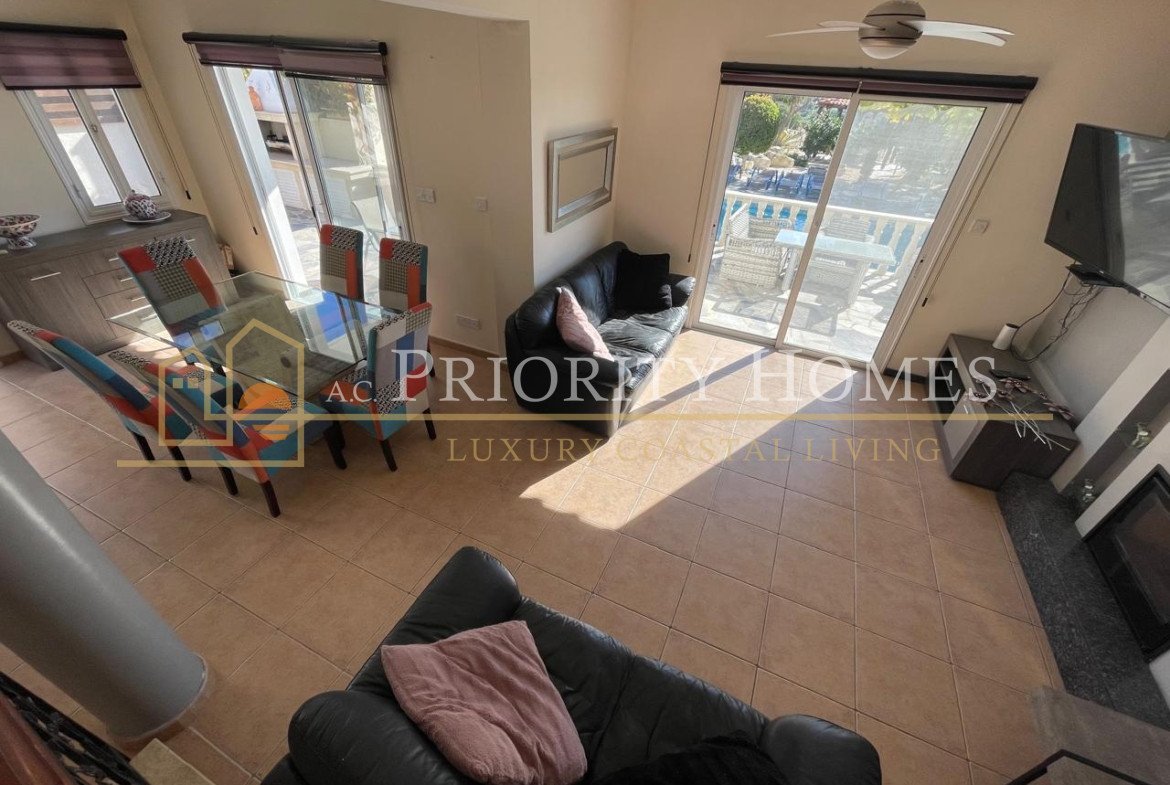 Stunning Three-Bedroom Sea View Villa in Pegeia