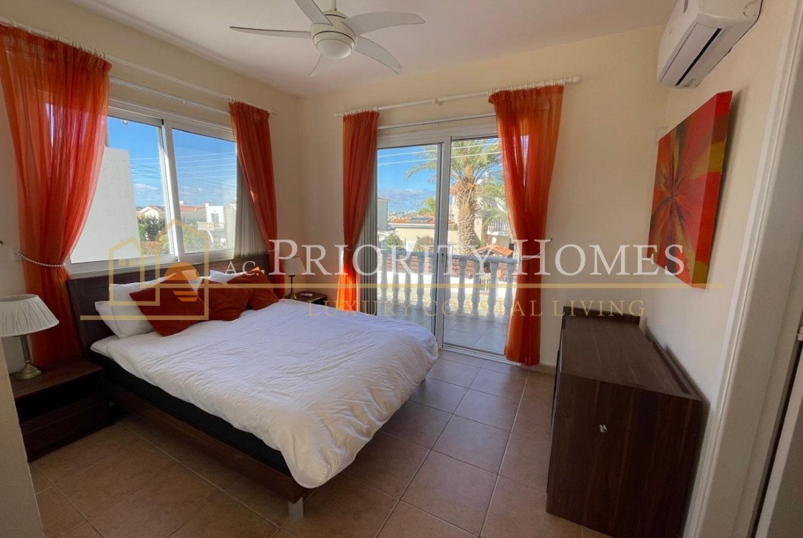 Stunning Three-Bedroom Sea View Villa in Pegeia