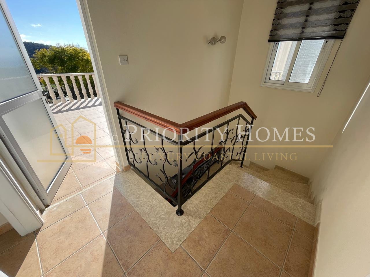 Stunning Three-Bedroom Sea View Villa in Pegeia