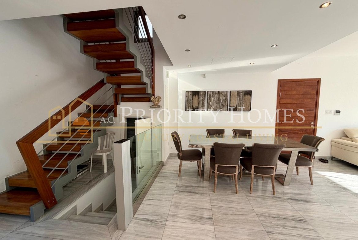 Beautiful 3 Bedroom Villa Just 100 Meteres from the Sea in Prestigious Lower Chloraka Area of Paphos