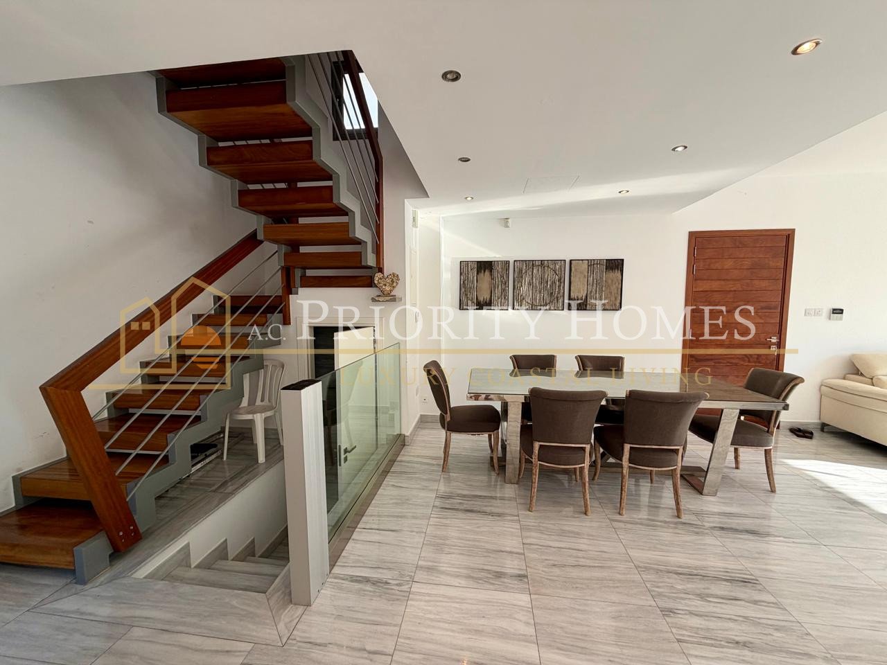 Beautiful 3 Bedroom Villa Just 100 Meteres from the Sea in Prestigious Lower Chloraka Area of Paphos