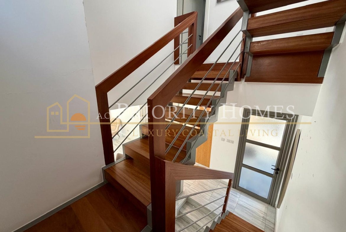 Beautiful 3 Bedroom Villa Just 100 Meteres from the Sea in Prestigious Lower Chloraka Area of Paphos