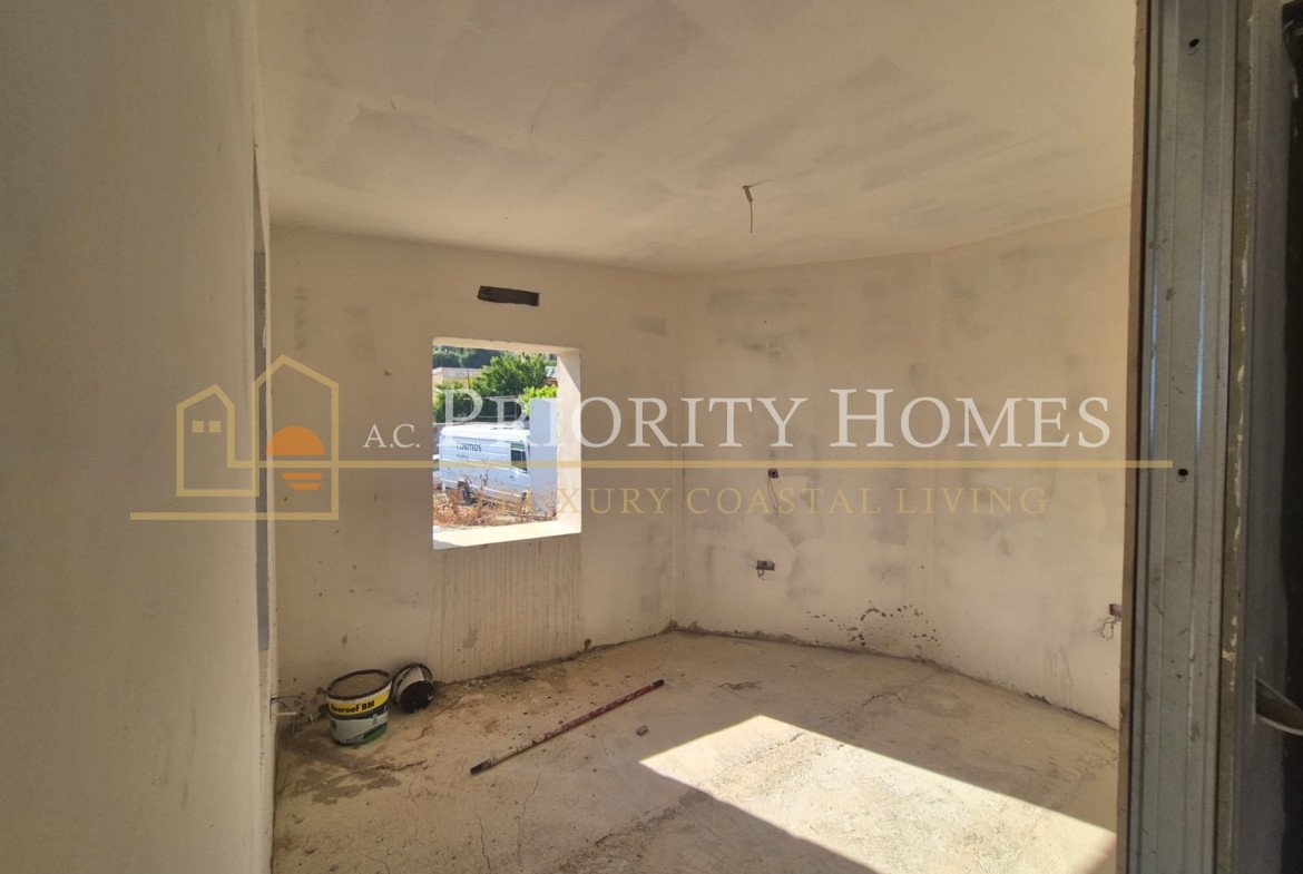 Charming Three-Bedroom Detached Stone Villa in Marathounta, Paphos