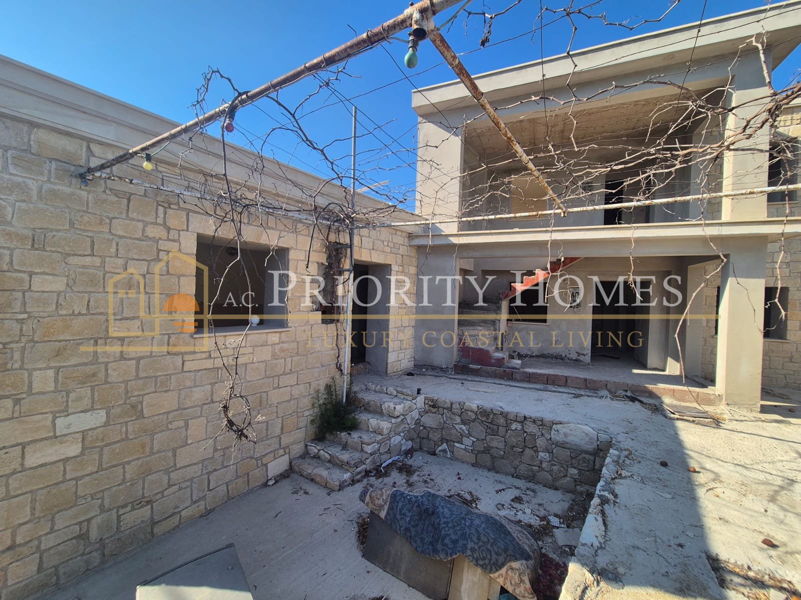 Charming Three-Bedroom Detached Stone Villa in Marathounta, Paphos
