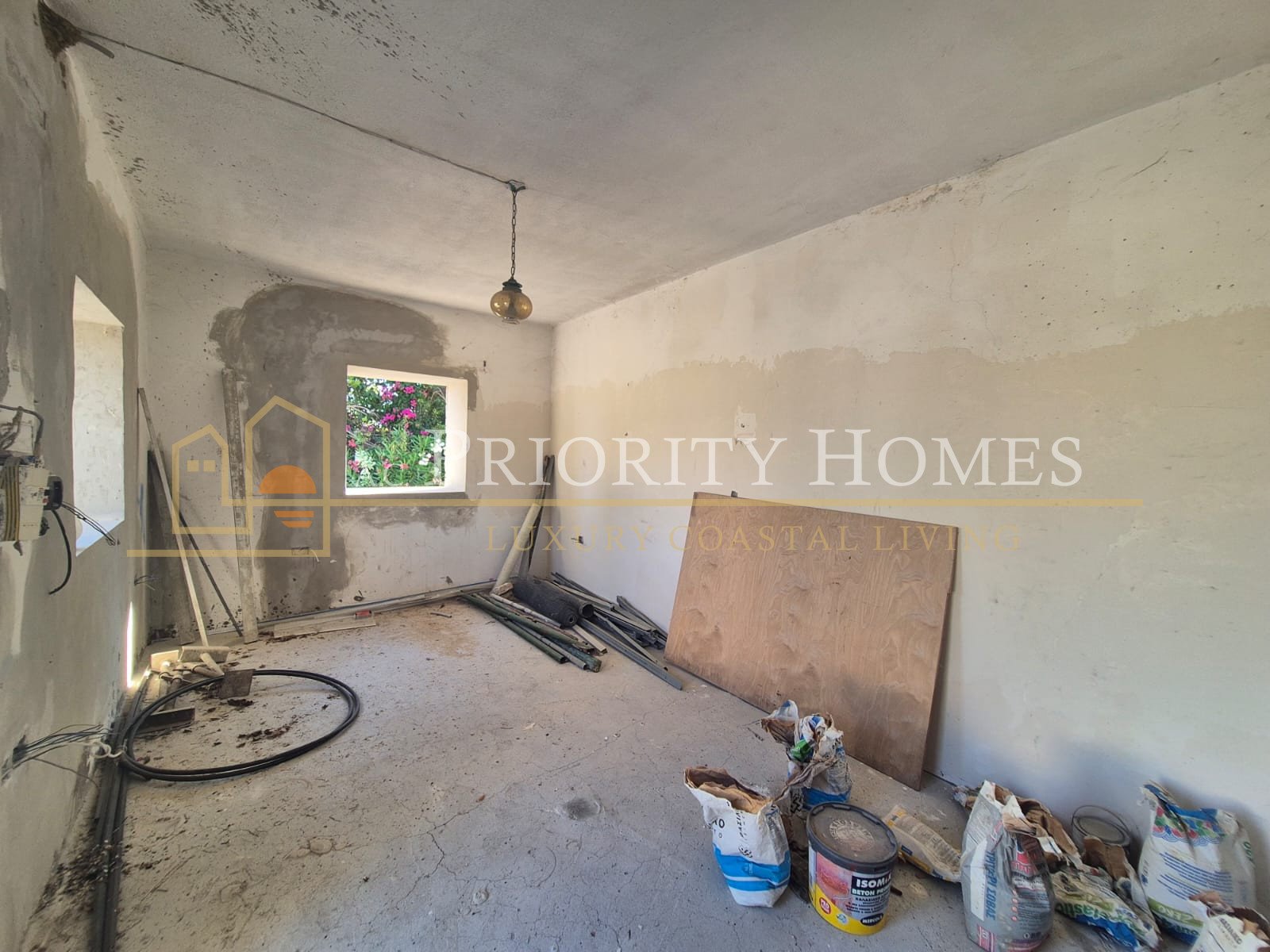 Charming Three-Bedroom Detached Stone Villa in Marathounta, Paphos