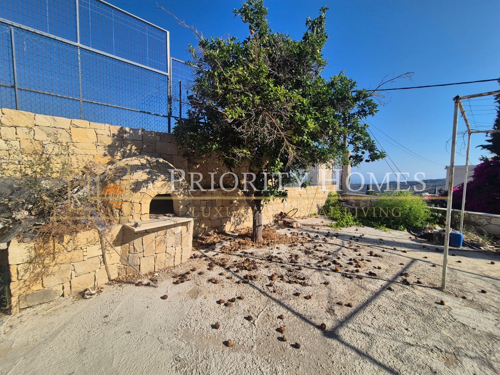 Charming Three-Bedroom Detached Stone Villa in Marathounta, Paphos