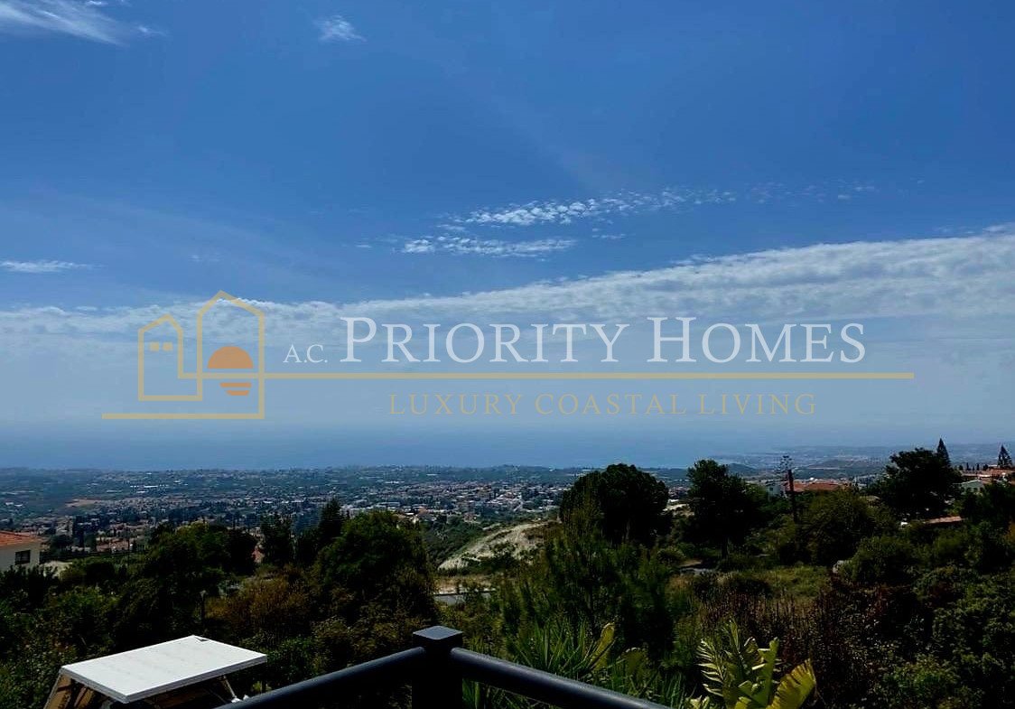 Four-Bedroom Villa in Tala with Private Pool & Sea Views