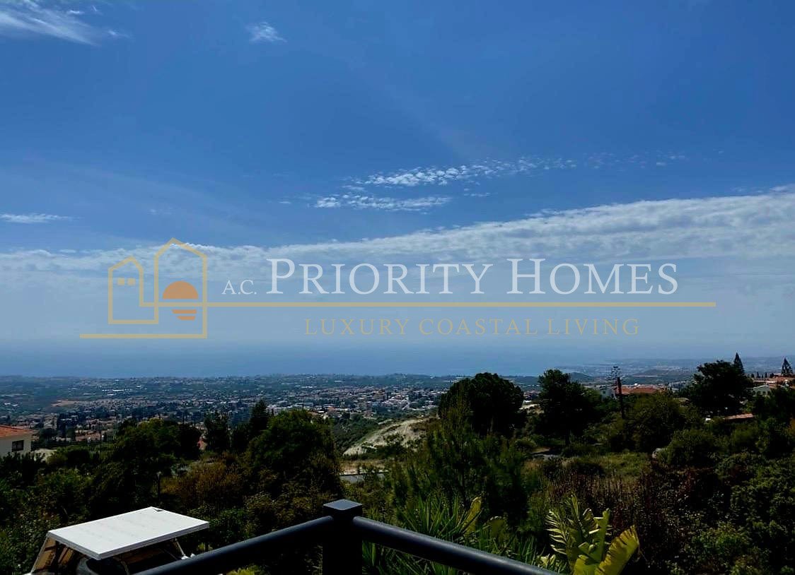 a1ff06bf-5b7f-47ea-a941-55e2448a74d2 Four-Bedroom Villa in Tala with Private Pool & Sea Views