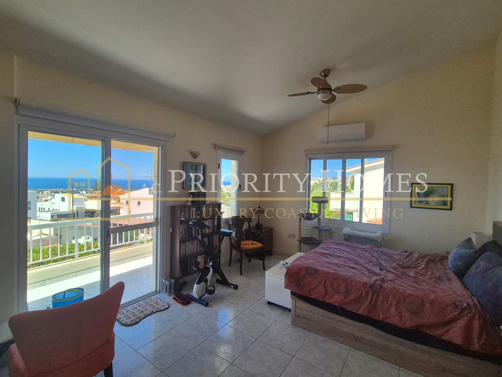 Four-Bedroom Villa for Rent in Pegeia