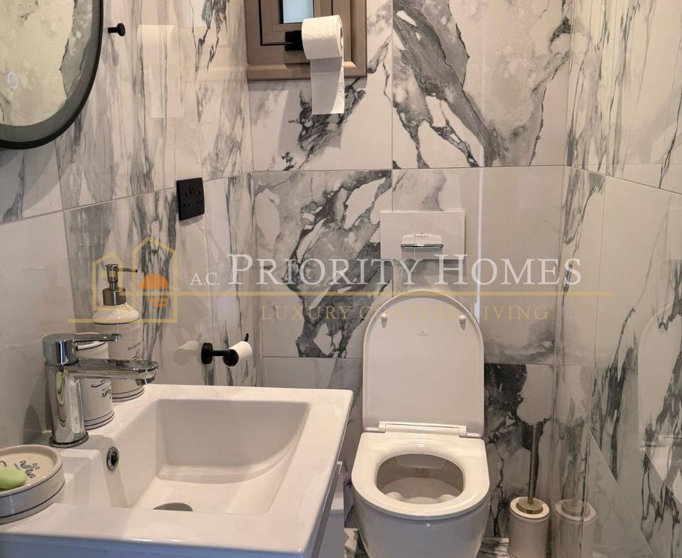 Fully Renovated 2-Bedroom Townhouse in Royal Gardens, Potamos Germasogeia