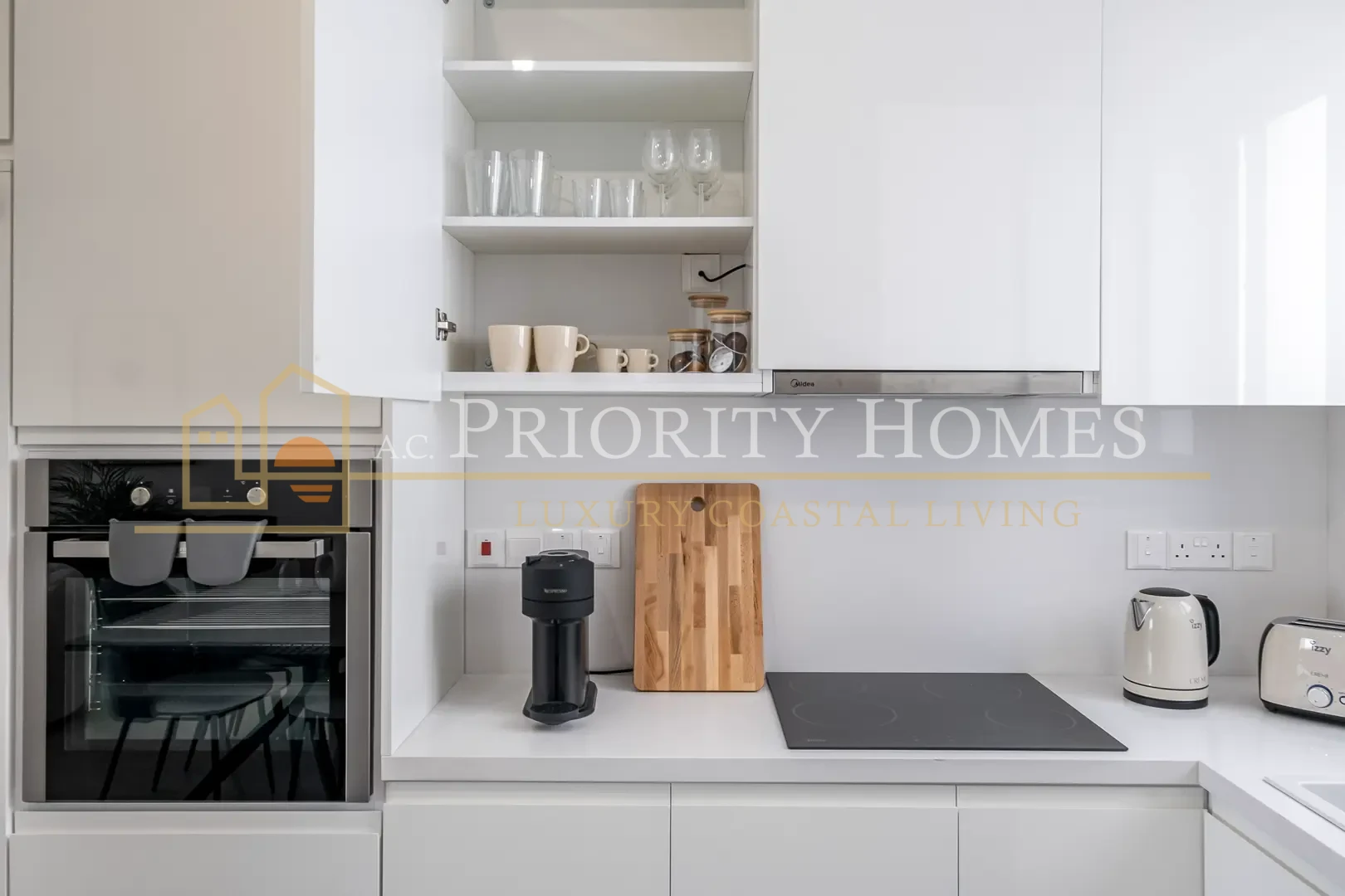 Two-Bedroom Apartment for Rent in Universal, Paphos