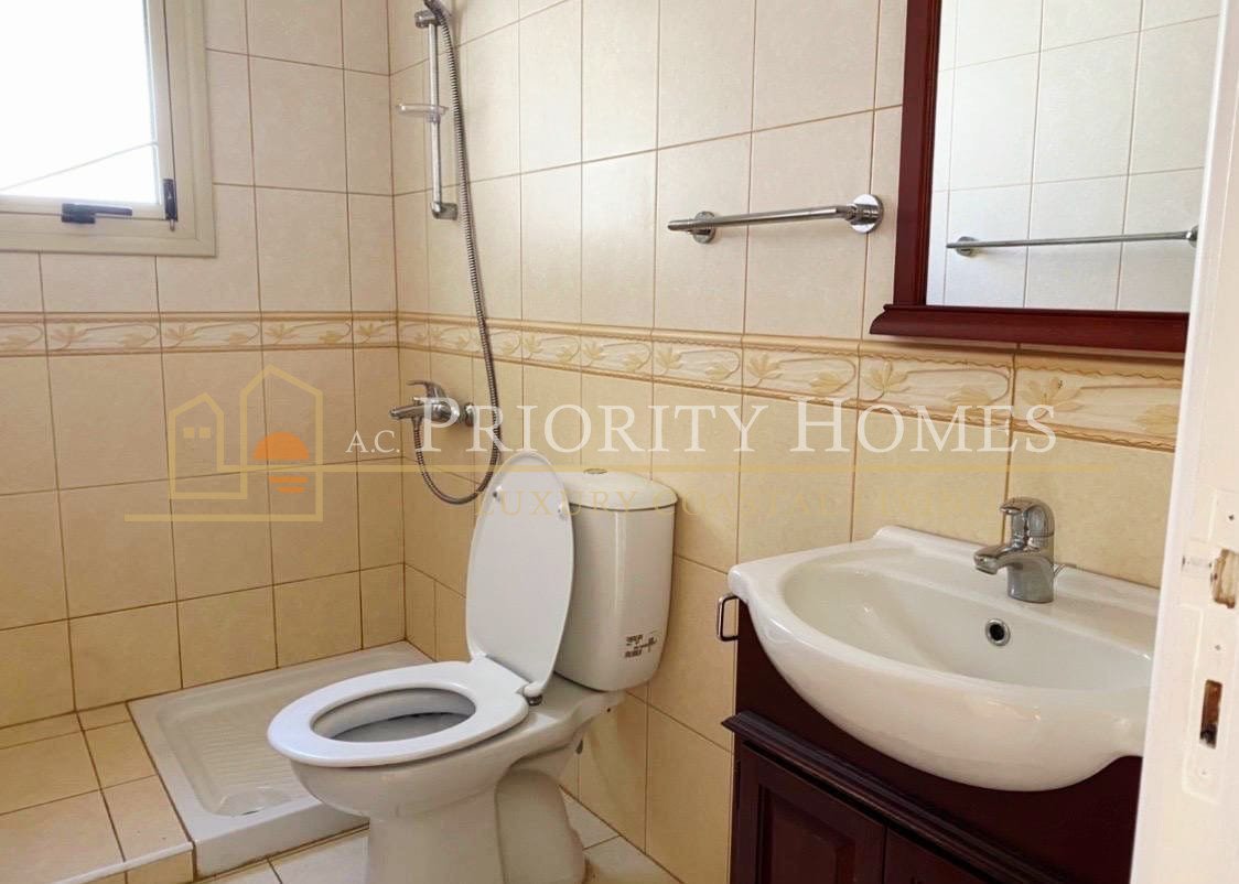 f18d22ab-43a6-43b7-b6bd-e3077f25c033 Four-Bedroom Villa in Tala with Private Pool & Sea Views