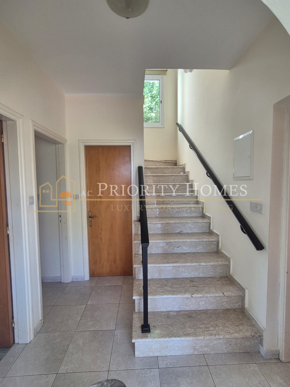 Four-Bedroom Villa for Rent in Pegeia