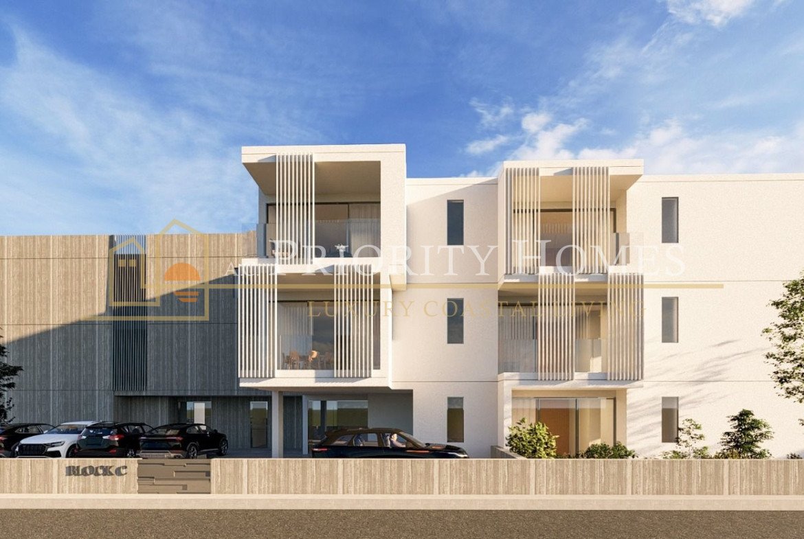 One‑Bedroom Apartment in Chloraka