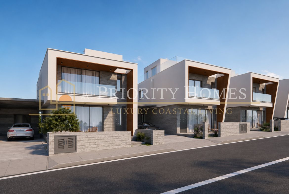 Modern Three-Bedroom Villas in Geroskipou