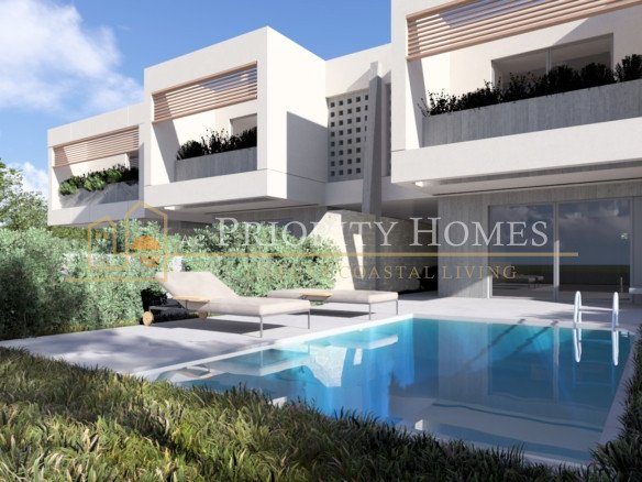 Three‑Bedroom Link Detached Villa in Choulou