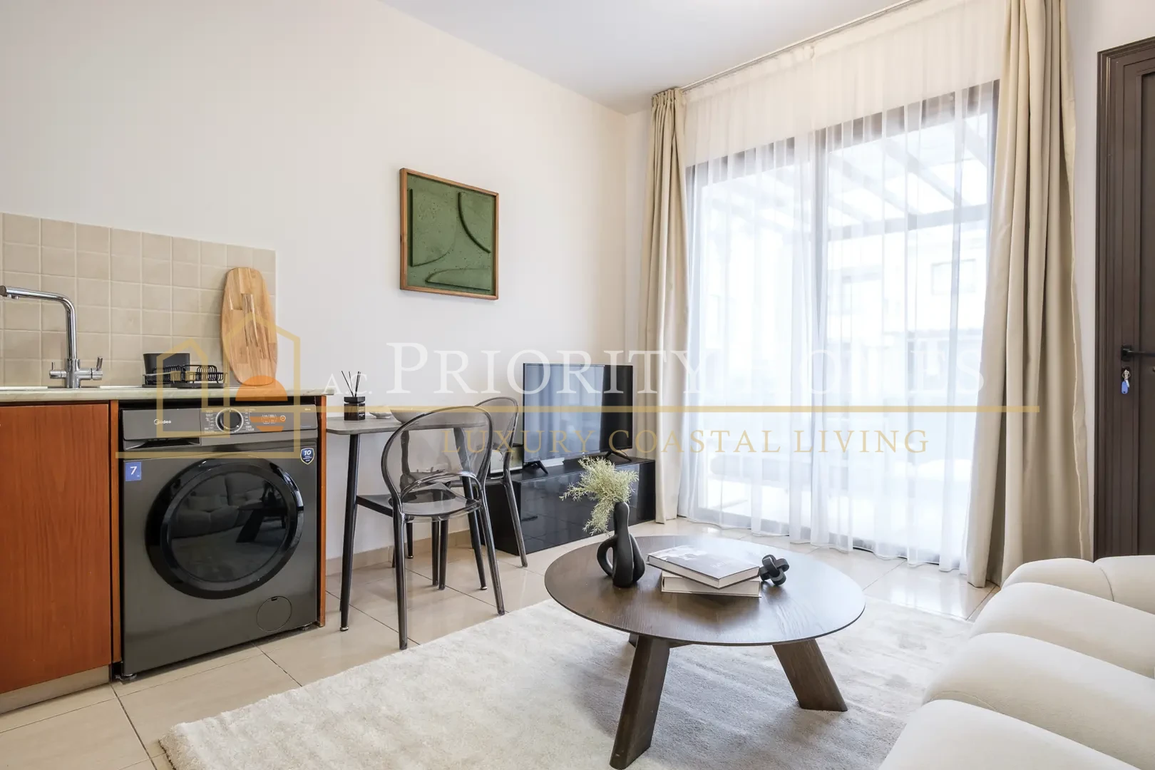 Fully Furnished One-Bed Apartment in Kato Paphos