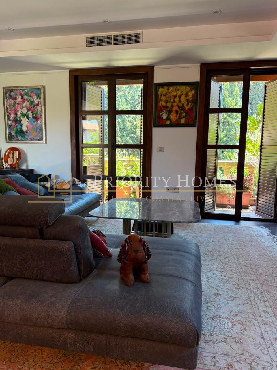 Luxury Three Bedroom Beachfront Residence in Agios Tychonas