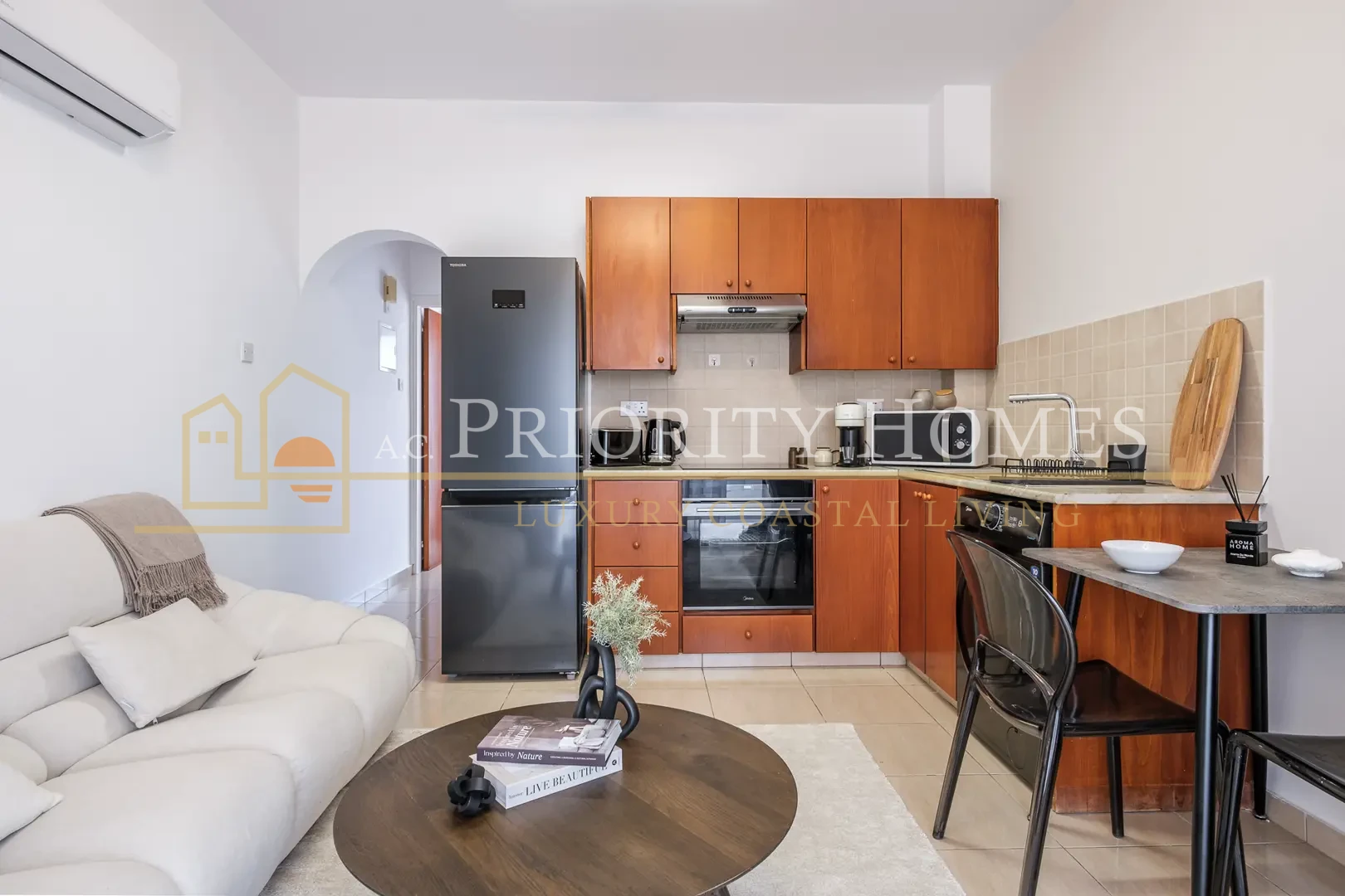 Fully Furnished One-Bed Apartment in Kato Paphos
