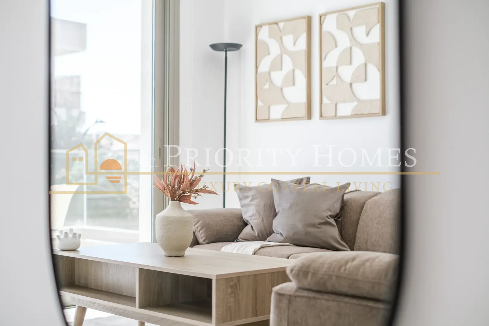 Fully Furnished One-Bedroom Apartment in Universal