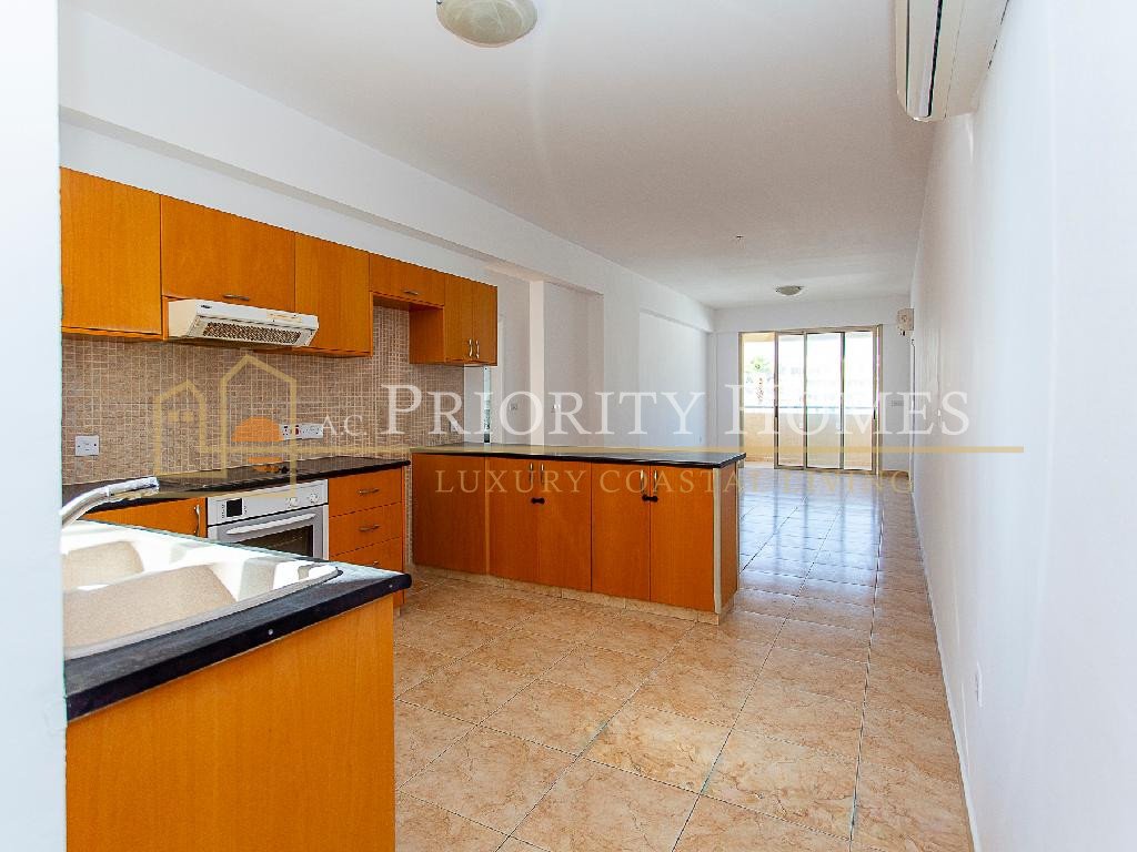 Two‑Bedroom Apartment for Sale in Paphos – Universal