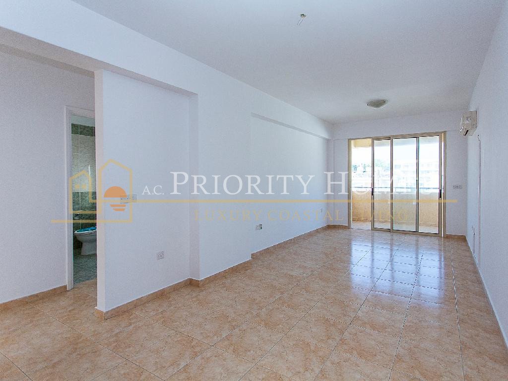 Two‑Bedroom Apartment for Sale in Paphos – Universal