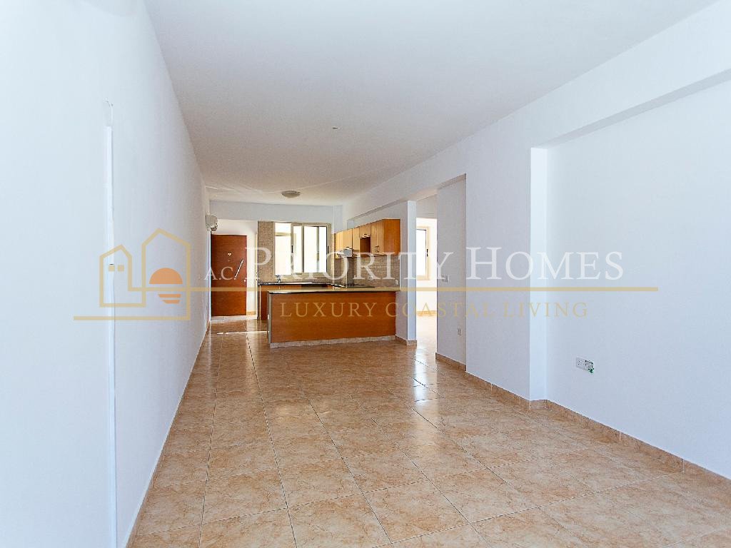 Two‑Bedroom Apartment for Sale in Paphos – Universal