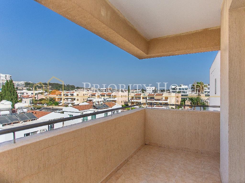 Two‑Bedroom Apartment for Sale in Paphos – Universal