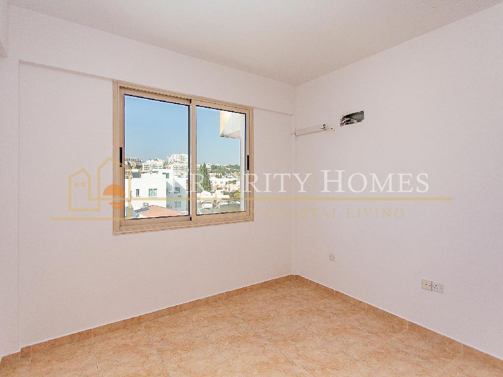 Two‑Bedroom Apartment for Sale in Paphos – Universal