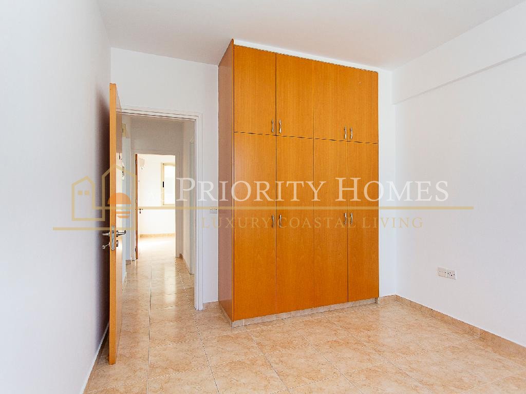 Two‑Bedroom Apartment for Sale in Paphos – Universal