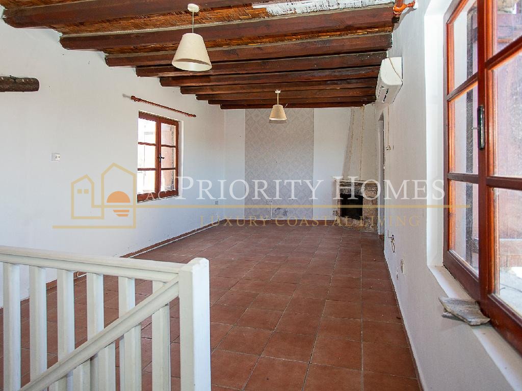 Stone‑Built Two‑Bedroom House in Koili