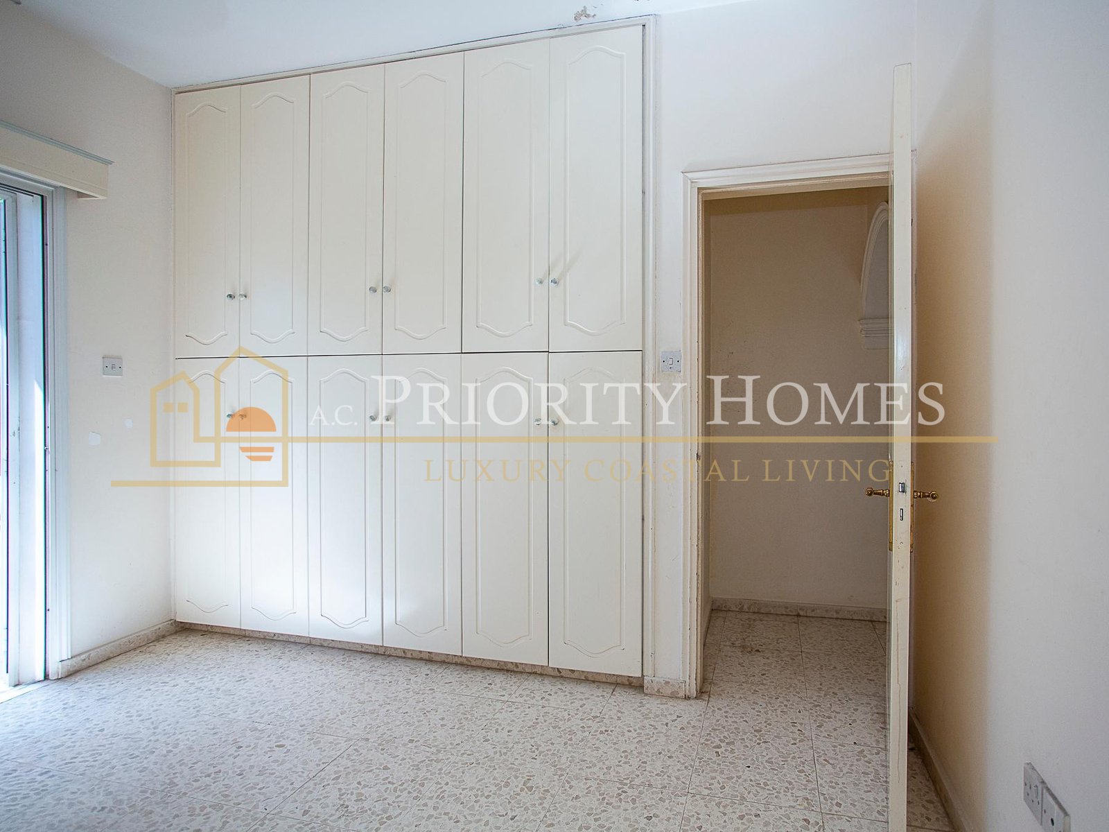 Three-Bedroom House with Semi-Basement for Sale in Emba
