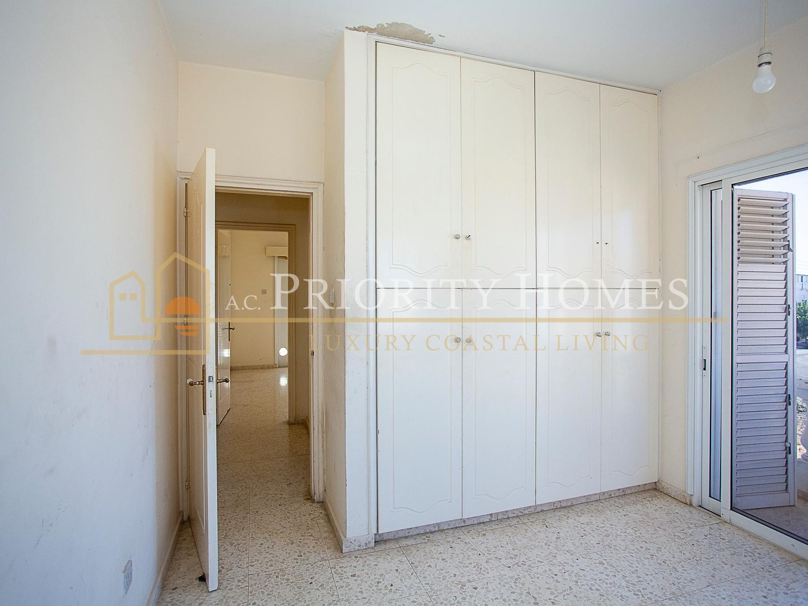 Three-Bedroom House with Semi-Basement for Sale in Emba